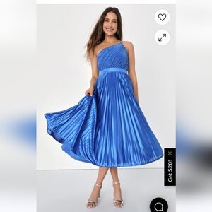 Lulus Blue One-Shoulder Midi Pleated Dress